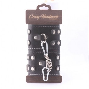 Наручники из кожи с двумя ремнями и красной подкладкой Crazyhandmade