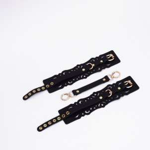 Оковы из черной кожи с узорами и золотой фурнитурой Crazyhandmade